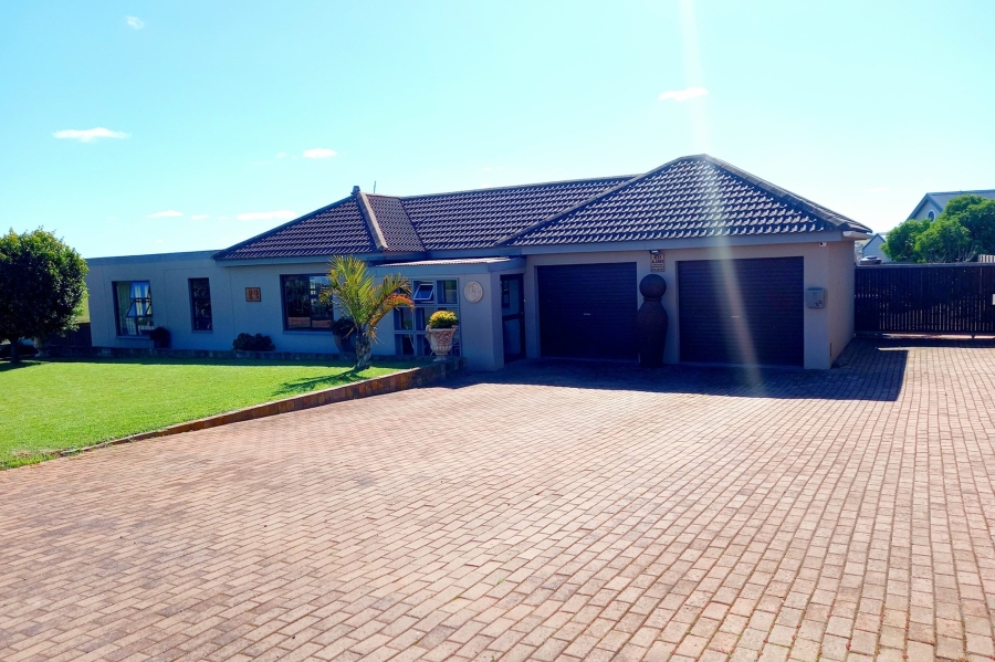 3 Bedroom Property for Sale in Vredenburg Western Cape
